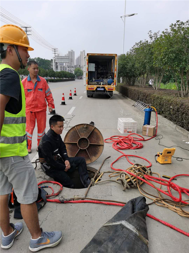 城阳翻衬法管道修复技术主要工序